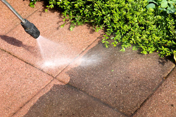 Best Sidewalk Pressure Washing  in Soh Weber, UT